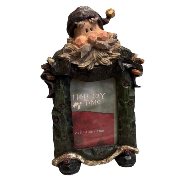 Poly Pretty Heavy Resin Christmas Frame with Santa Design - Holds 4x6 Picture - Picture 1 of 7